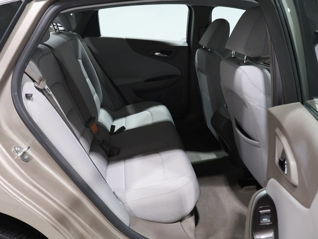 Used 2023 Chevrolet Malibu LS image 21