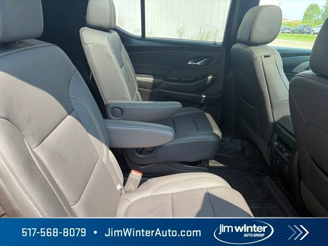 Used 2023 Chevrolet Traverse LT w/ LT Premium Package AWD/4WD image 16