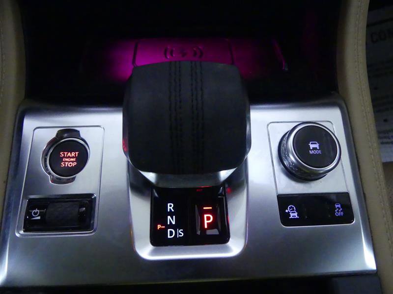 Used 2023 Jaguar F-PACE S image 19