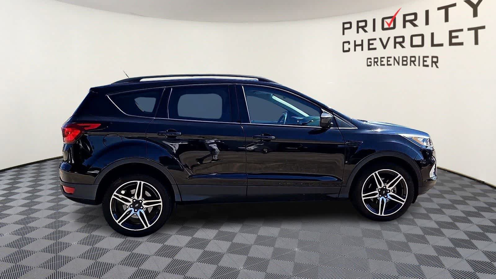 Used 2019 Ford Escape SEL FWD image 9