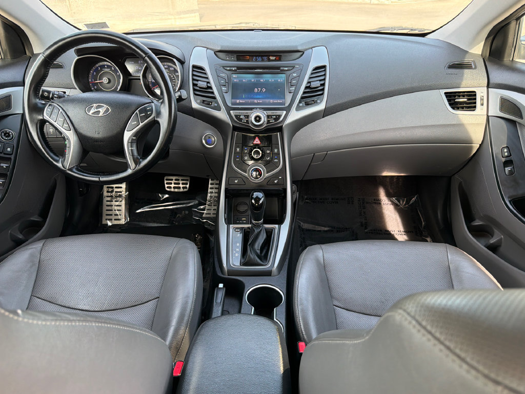 Used 2015 Hyundai Elantra Sport w/ Option Group 04 FWD image 13