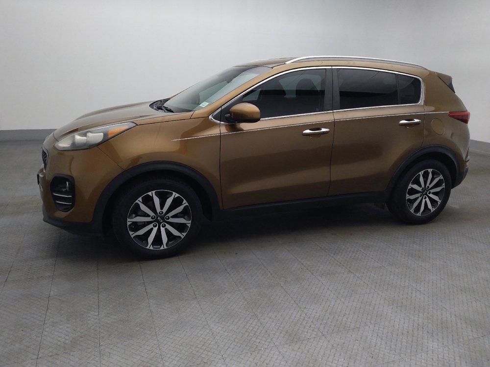 Used 2017 Kia Sportage EX image 2