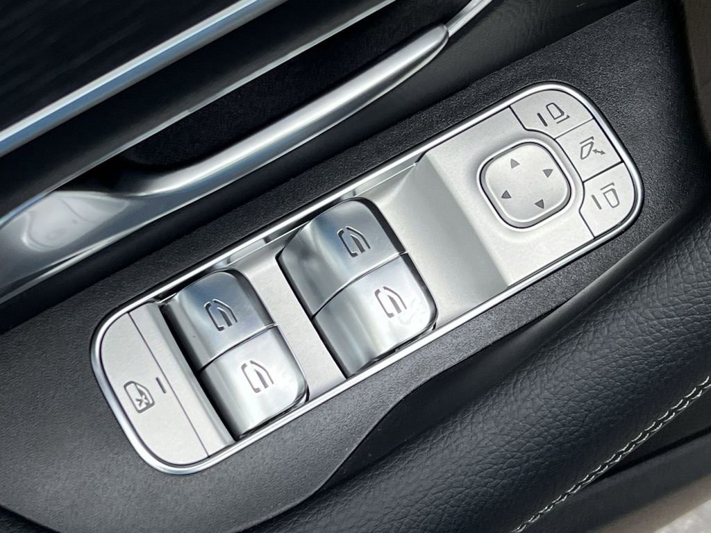 Used 2026 Mercedes-Benz GLE 350 4MATIC image 13