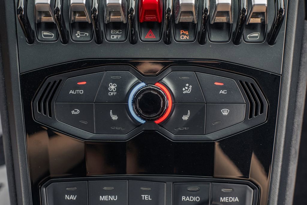 Used 2016 Lamborghini Huracan LP 610-4 image 28