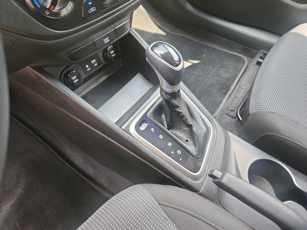 Used 2021 Hyundai Accent SEL FWD image 20