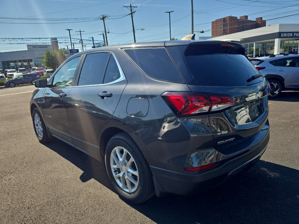Used 2023 Chevrolet Equinox LT FWD image 4