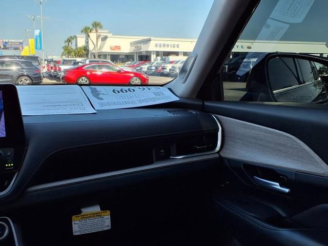 Used 2024 Toyota Grand Highlander Platinum image 18