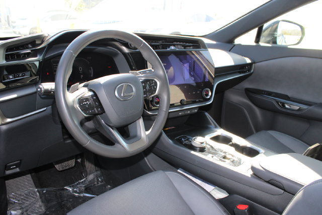 Certified 2024 Lexus RZ 300e Premium FWD image 11