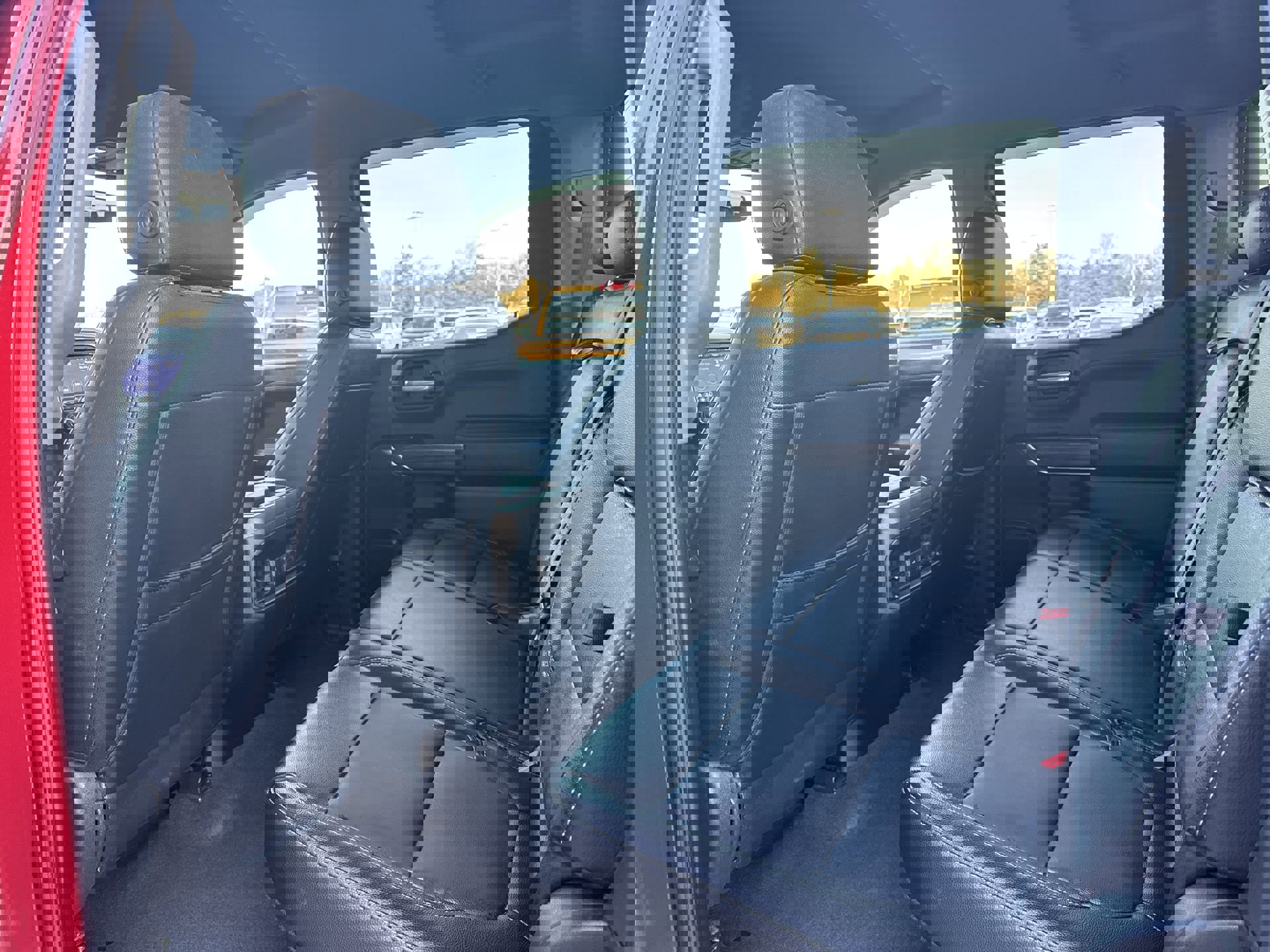 Used 2021 Chevrolet Silverado 1500 LT Trail Boss w/ Bed Protection Package image 23