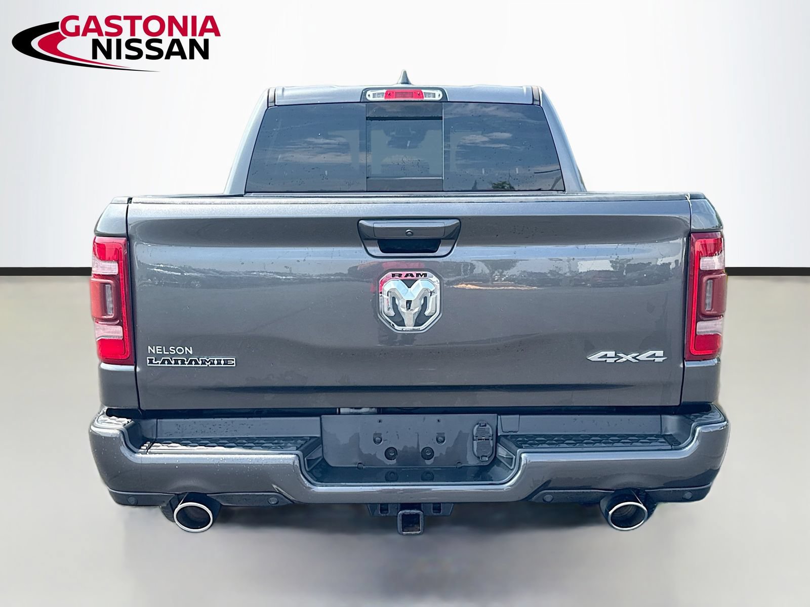 Used 2022 RAM 1500 Laramie w/ Sport Appearance Package AWD/4WD image 7