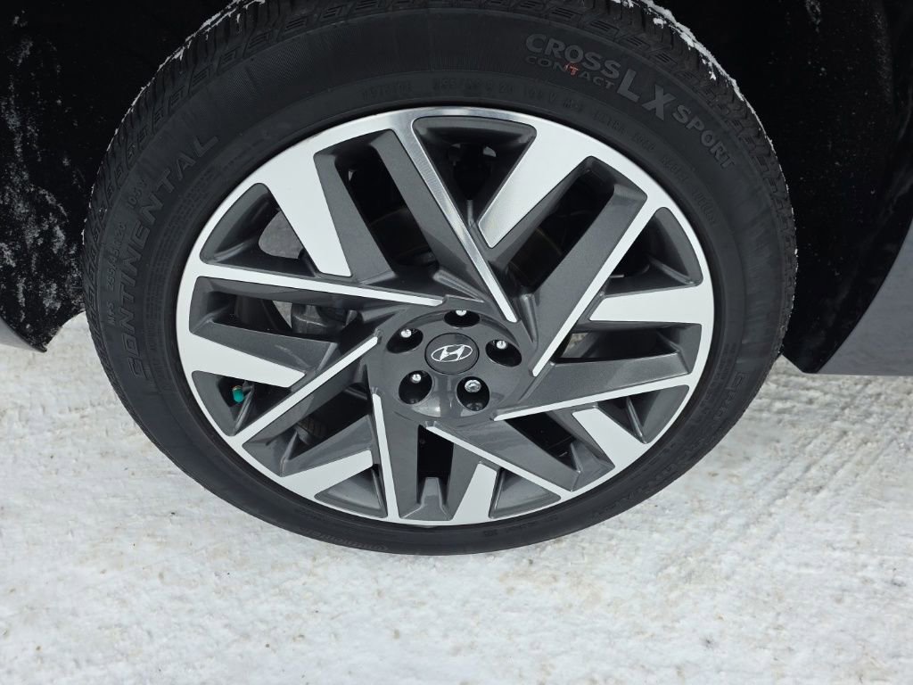 Used 2023 Hyundai Santa Fe Calligraphy image 5