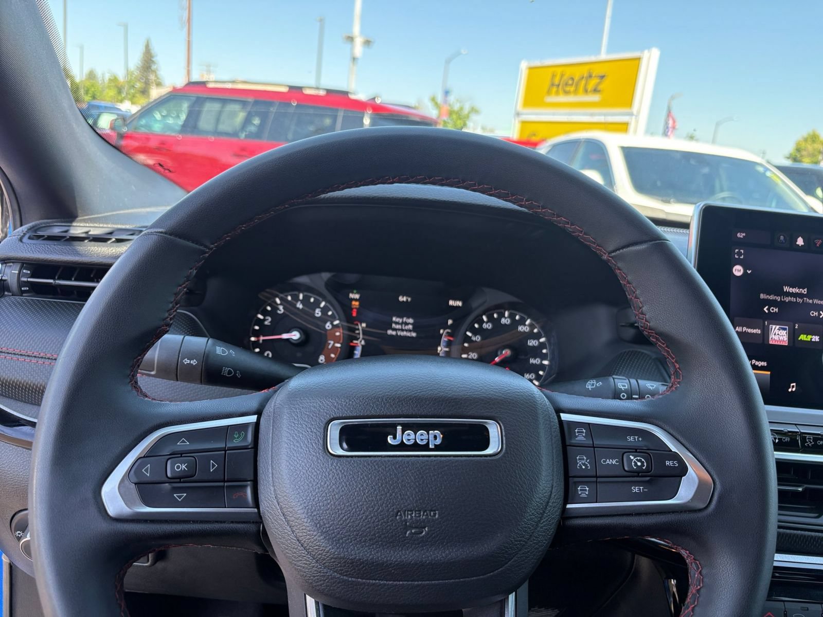 Used 2025 Jeep Compass Trailhawk AWD/4WD image 26
