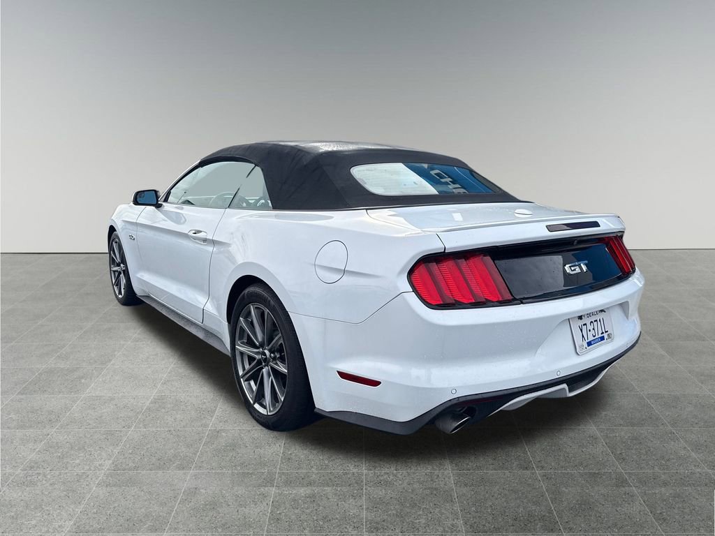 Used 2015 Ford Mustang GT Premium image 3