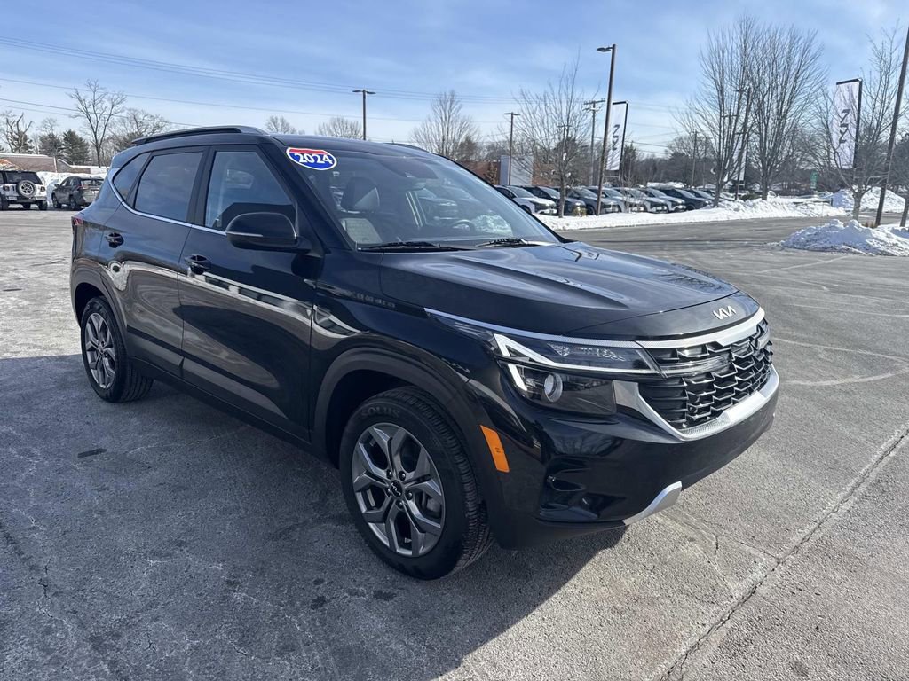 Used 2024 Kia Seltos S image 10