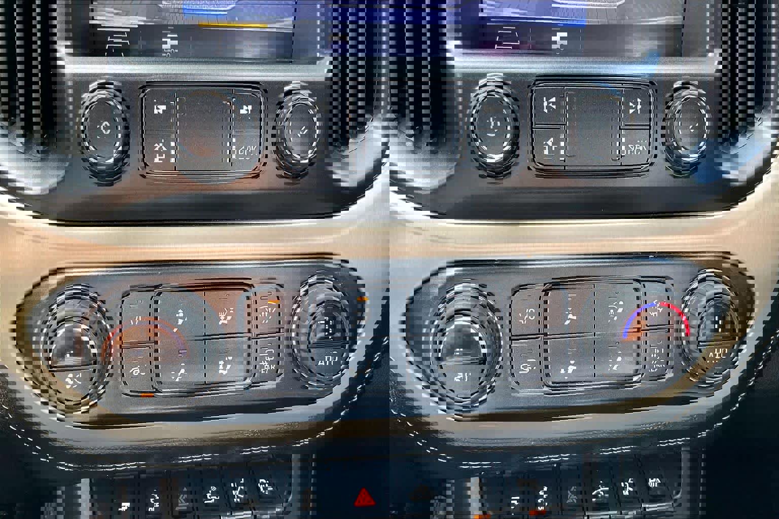 Used 2020 GMC Canyon Denali image 32