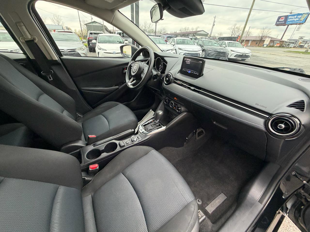 Used 2020 Toyota Yaris LE FWD image 11