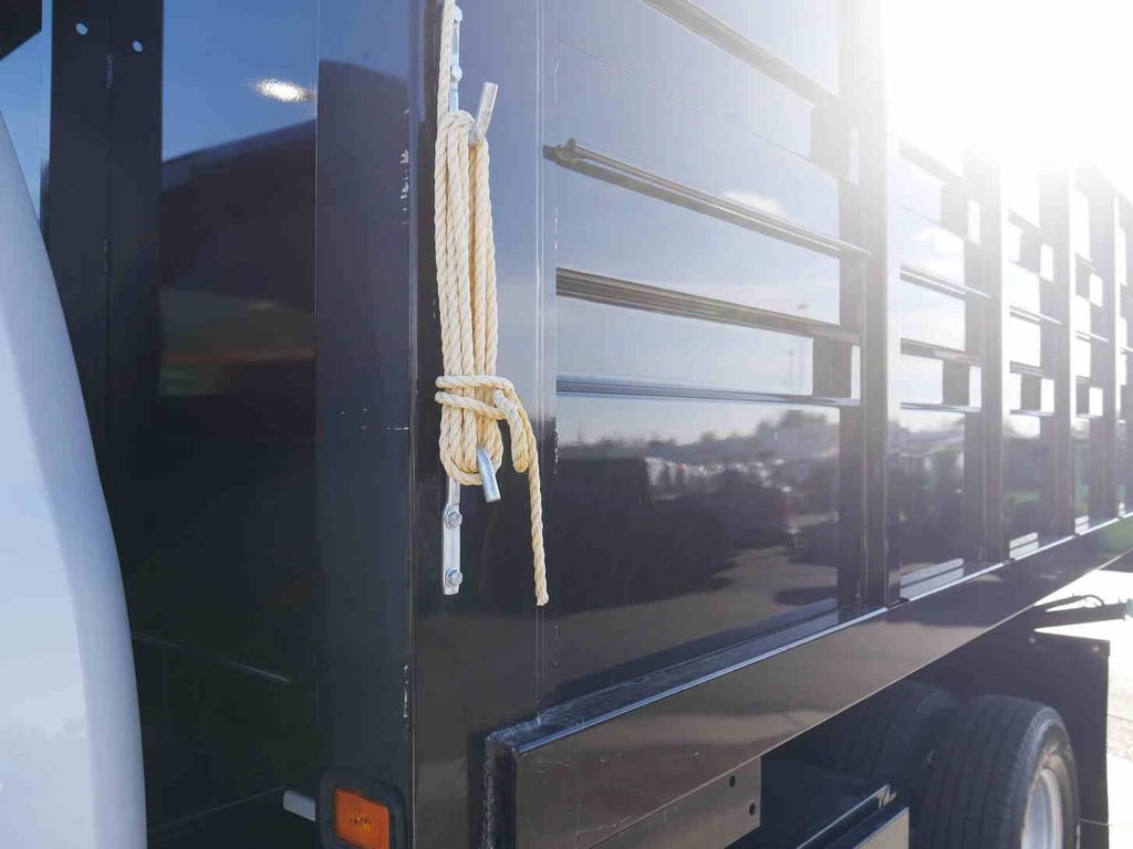 Used 2022 RAM 3500 Tradesman image 18