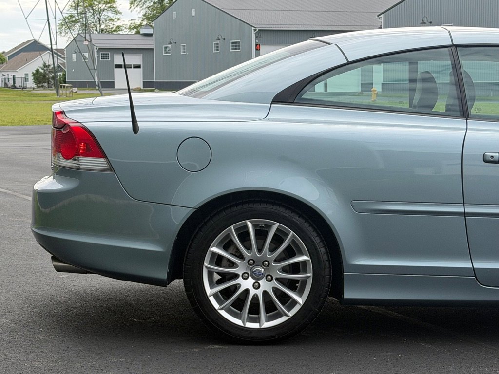 Used 2007 Volvo C70 T5 FWD image 26