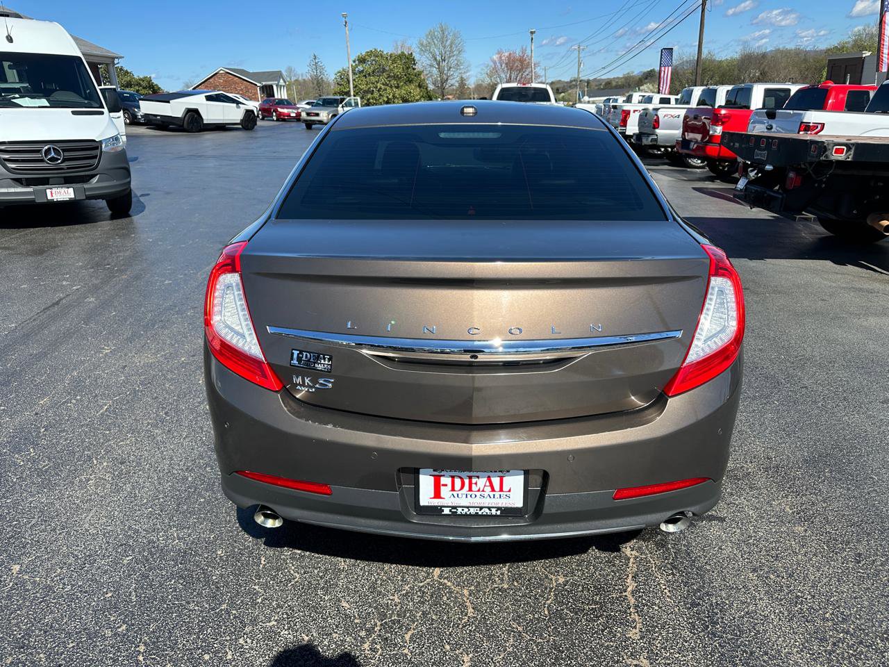 Used 2016 Lincoln MKS AWD w/ Equipment Group 101A image 3