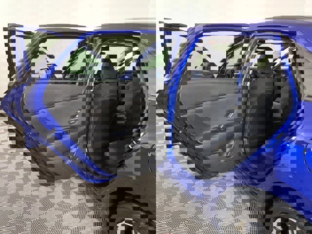 Used 2023 Hyundai Elantra SEL w/ Convenience Package image 35