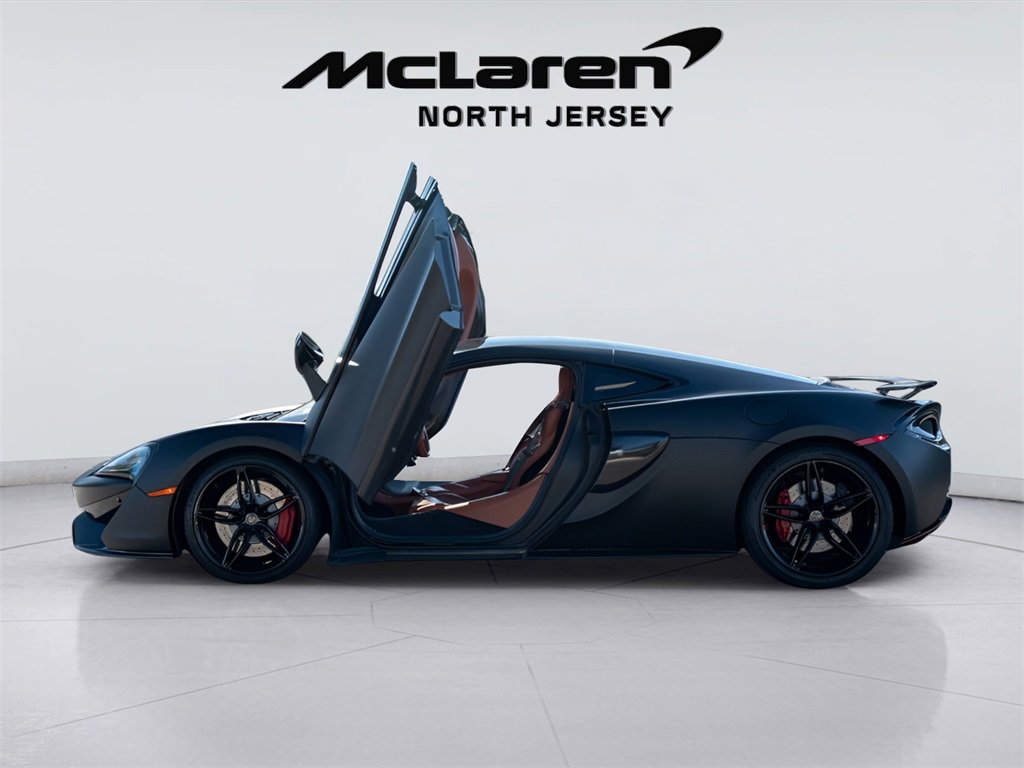 Used 2017 McLaren 570S image 16