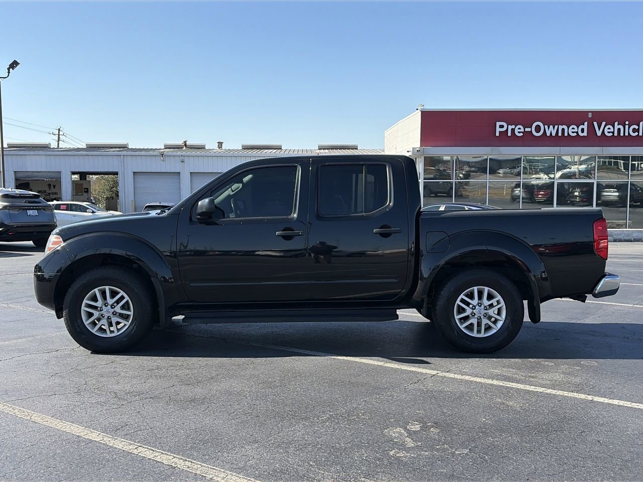 Certified 2019 Nissan Frontier SV w/ Value Truck Package image 2