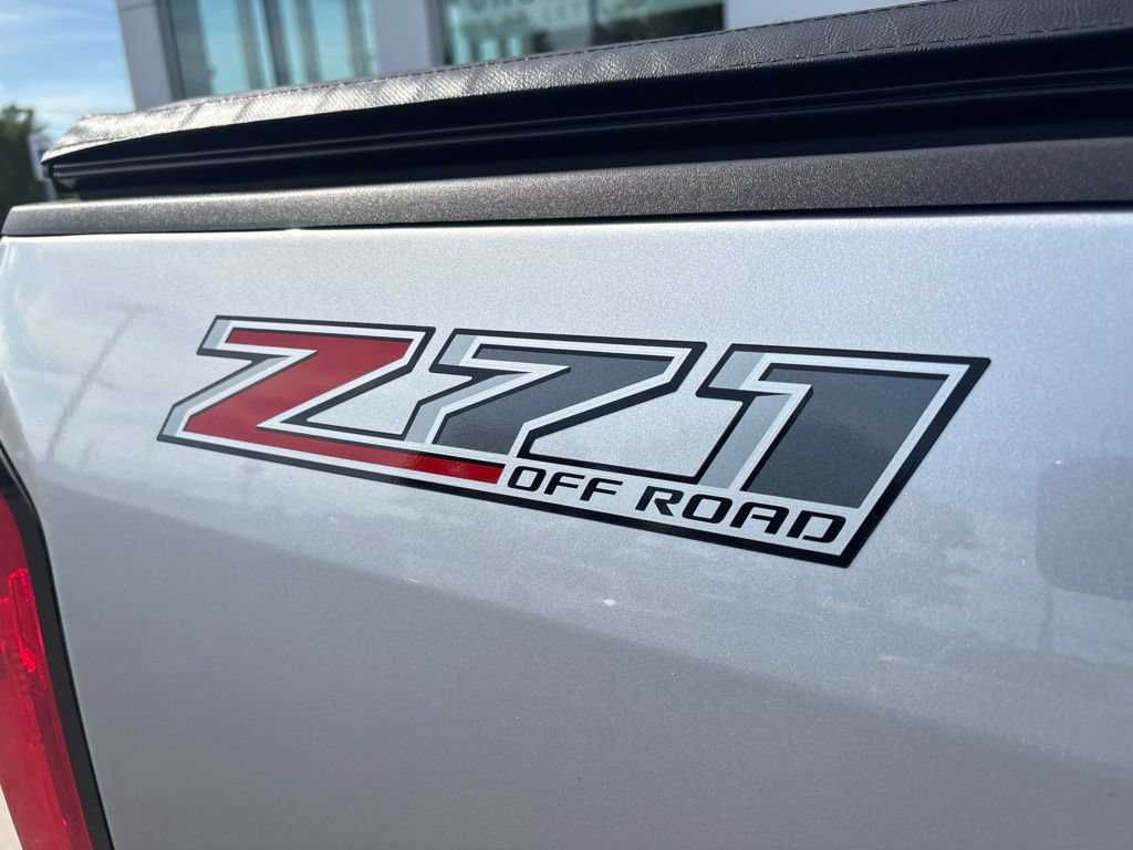 Used 2017 Chevrolet Colorado Z71 AWD/4WD image 14