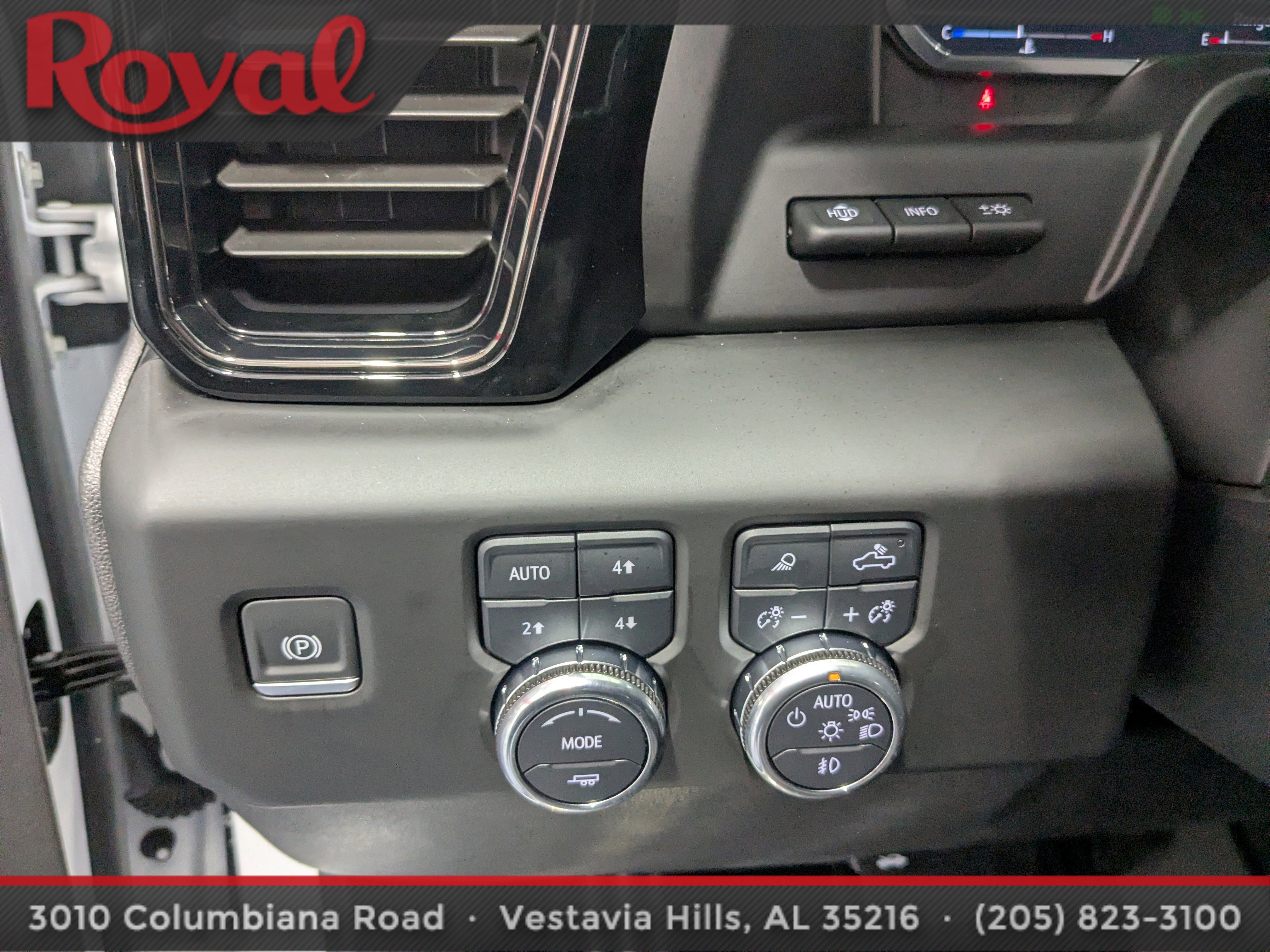 Used 2025 GMC Sierra 1500 AT4X image 16