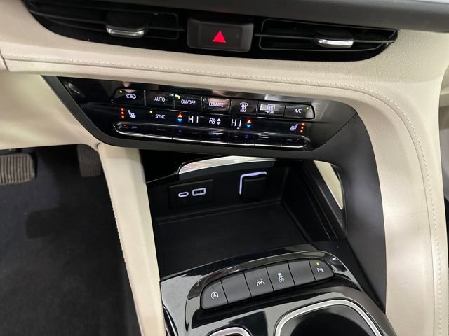 Used 2021 Buick Envision Preferred image 23