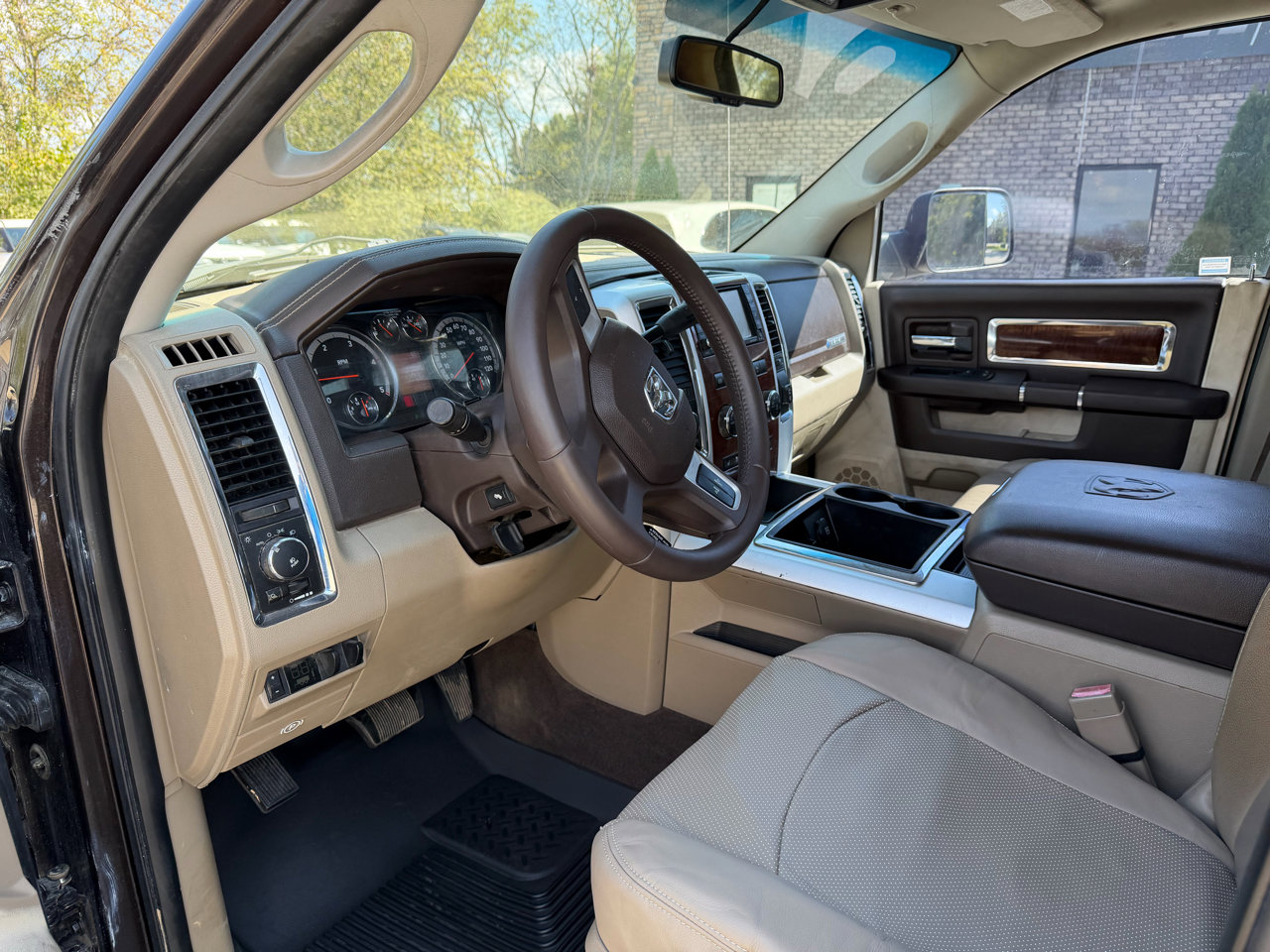 Used 2011 RAM 3500 Laramie w/ Protection Group image 11