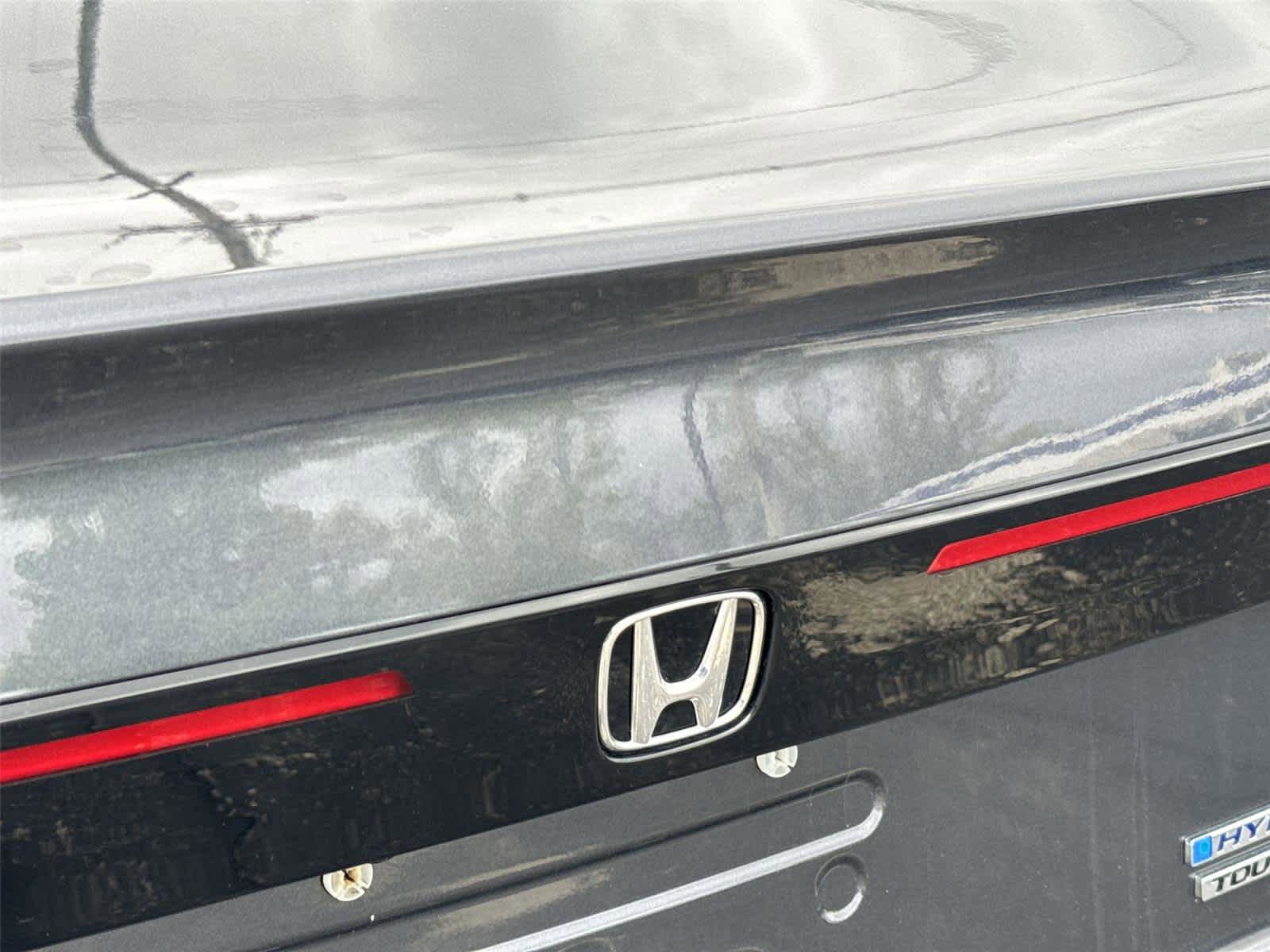 Used 2023 Honda Accord Touring image 10