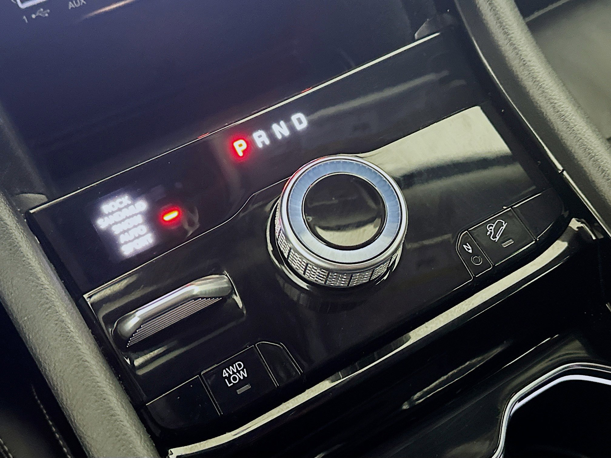 Used 2022 Jeep Grand Cherokee Limited 4xe image 25