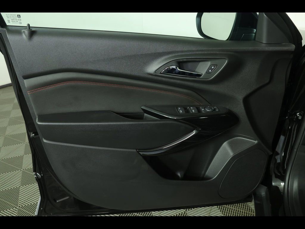 New 2026 Chevrolet Trax RS w/ Driver Confidence Package image 19