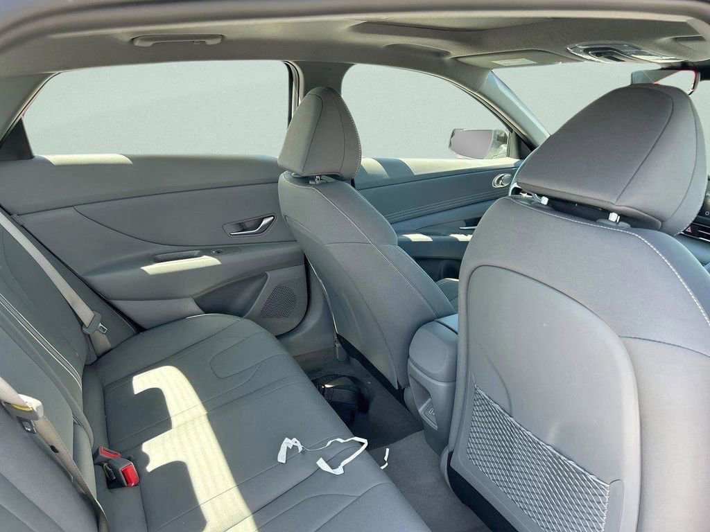 New 2026 Hyundai Elantra SEL Sport image 21