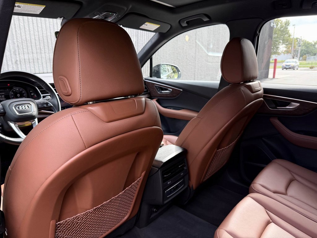 Used 2025 Audi Q7 3.0T Premium Plus image 16