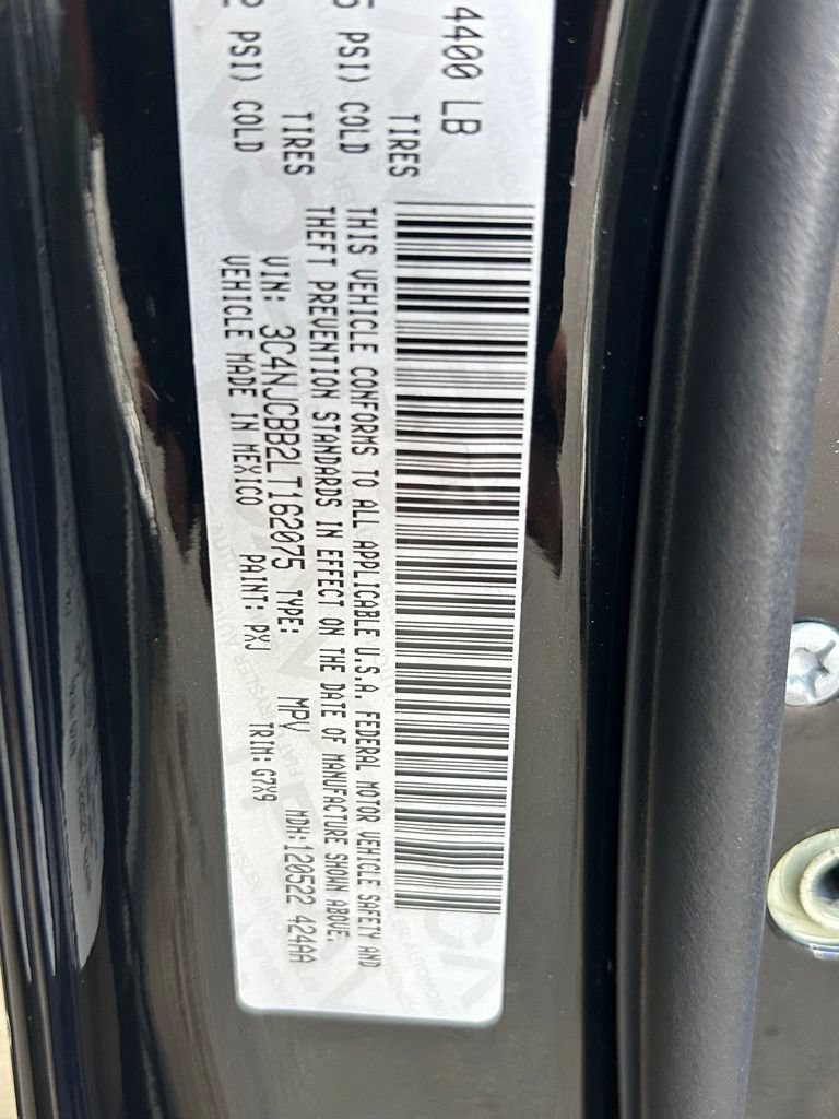 Certified 2020 Jeep Compass Latitude FWD image 44