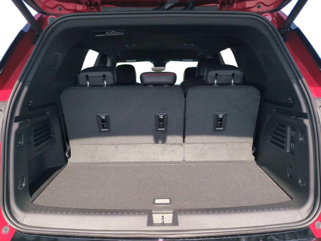 New 2027 Chevrolet Traverse RS AWD/4WD image 13