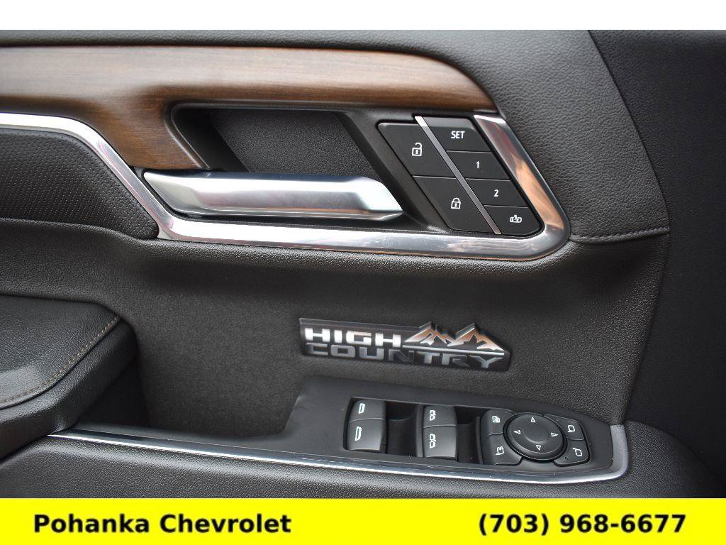 Used 2024 Chevrolet Silverado 1500 High Country w/ Technology Package AWD/4WD image 21