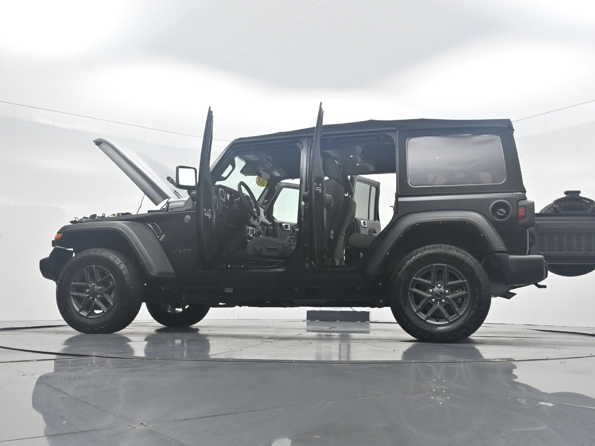 Used 2024 Jeep Wrangler Unlimited Sport AWD/4WD image 44