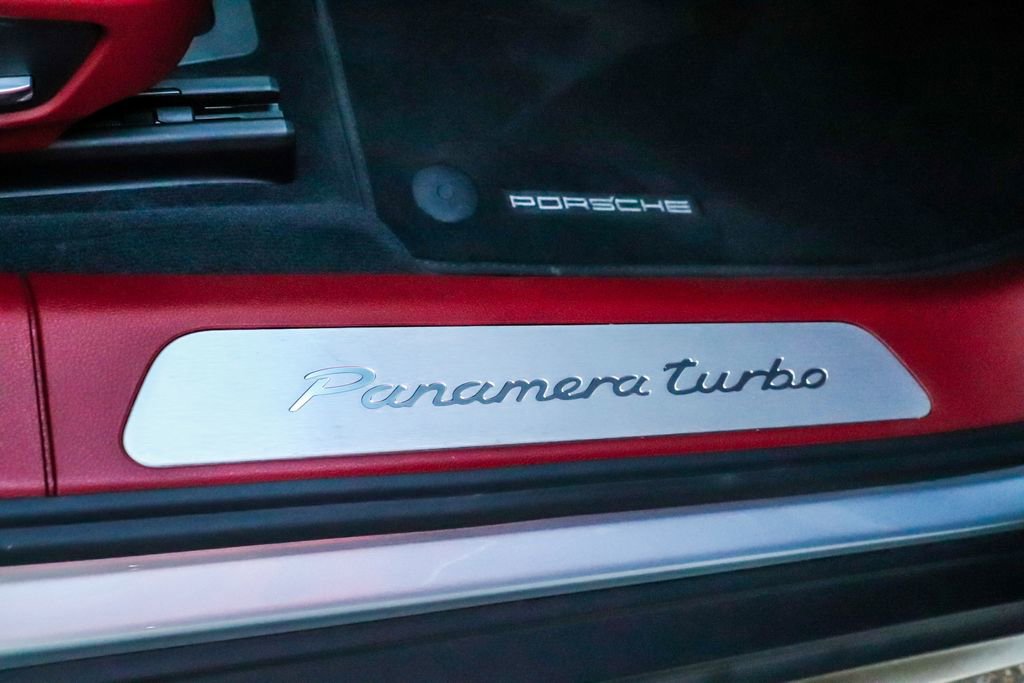 Used 2017 Porsche Panamera Turbo image 27