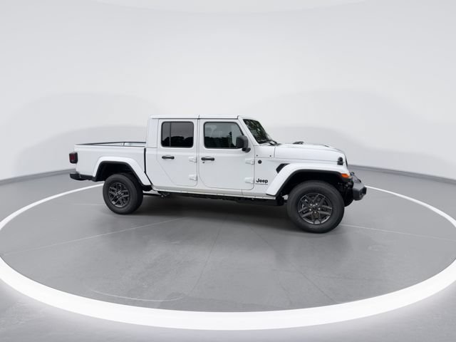 New 2026 Jeep Gladiator Sport AWD/4WD image 2