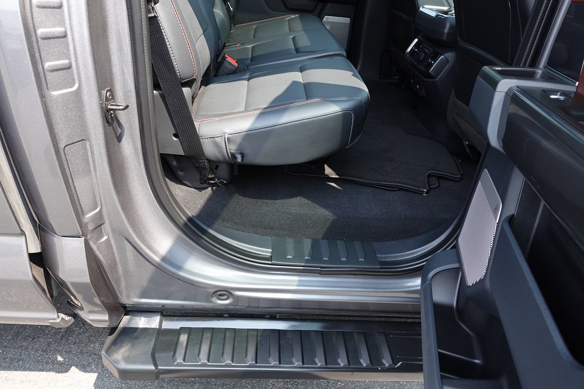 Used 2023 Ford F150 Lariat w/ Equipment Group 502A High AWD/4WD image 32