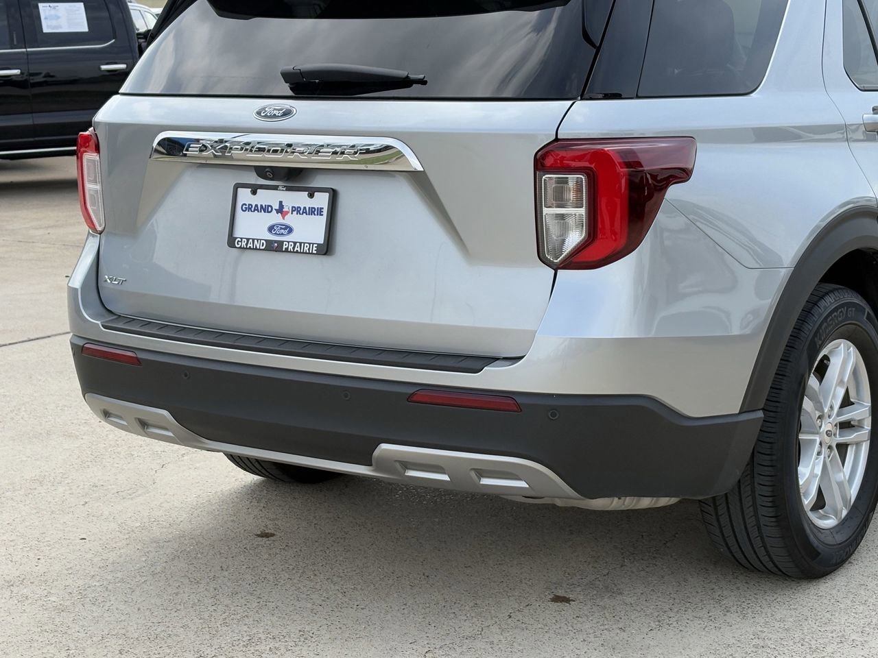 Certified 2023 Ford Explorer XLT w/ Equipment Group 202A image 8