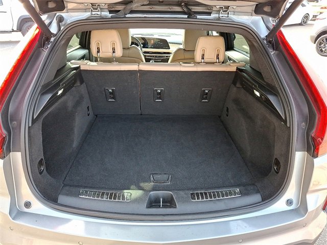 Used 2024 Cadillac XT4 Premium Luxury image 23