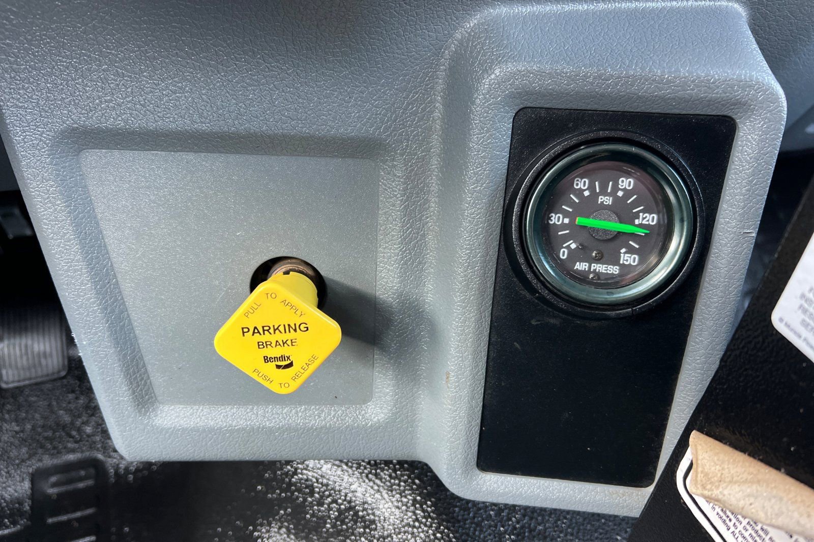 Used 2021 Ford F750 2WD Regular Cab Super Duty image 18