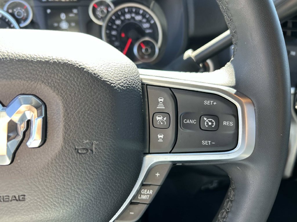 Used 2025 RAM 2500 Big Horn AWD/4WD image 41