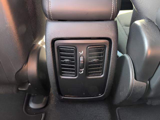 Used 2021 Dodge Durango SXT AWD/4WD image 17