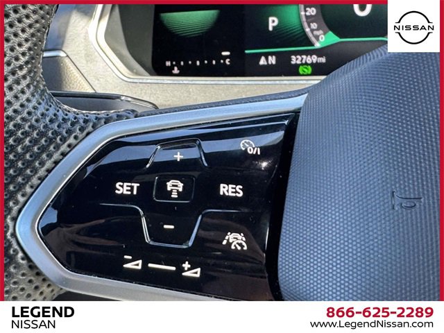 Used 2022 Volkswagen Tiguan SE R-Line image 21