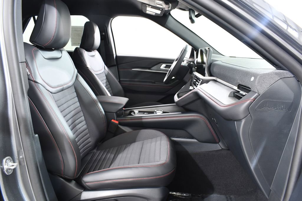 New 2026 Ford Explorer ST-Line AWD/4WD image 10