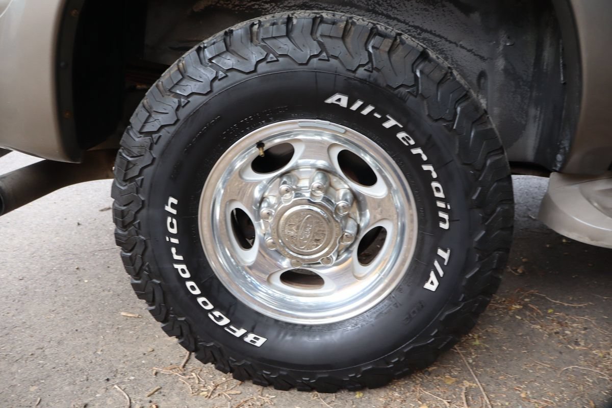 Used 2005 Ford Excursion Limited AWD/4WD image 43